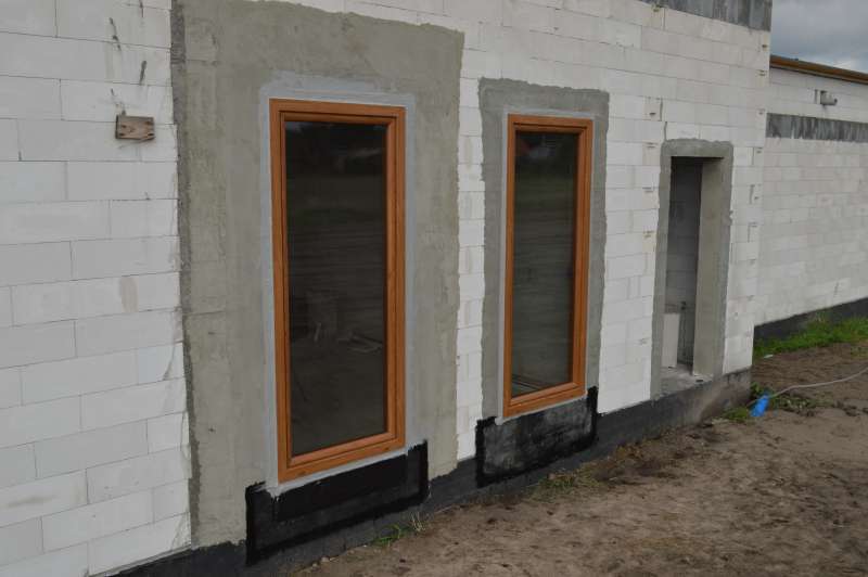 Montaż drzwi balkonowych